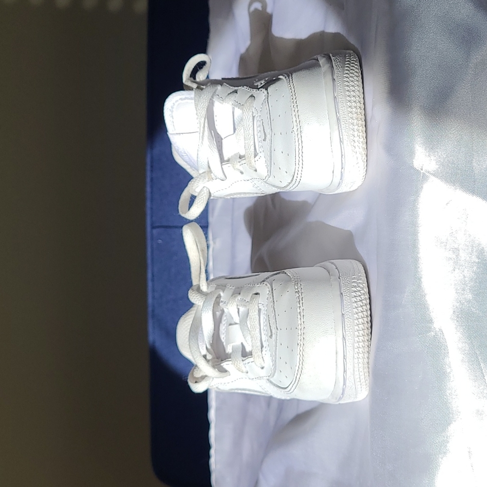 Kids Nike Force 1 Tennis Shoes